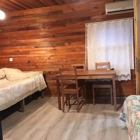 In Bb - Double Natural Conservation Area, Boutique With Pool Pensjonat